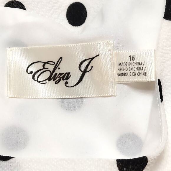 Elegant Polka Dot Dress - Picture 9 of 10